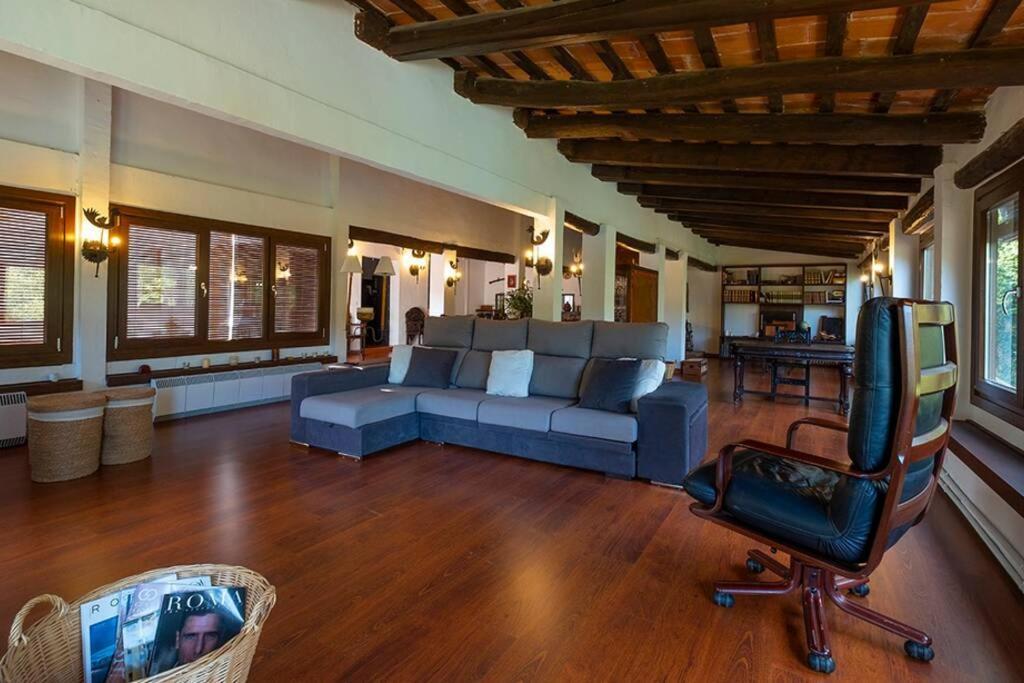 Casa Rural Mas Del Gall - Casa Nova, Barcelona Villa Tordera Bagian luar foto